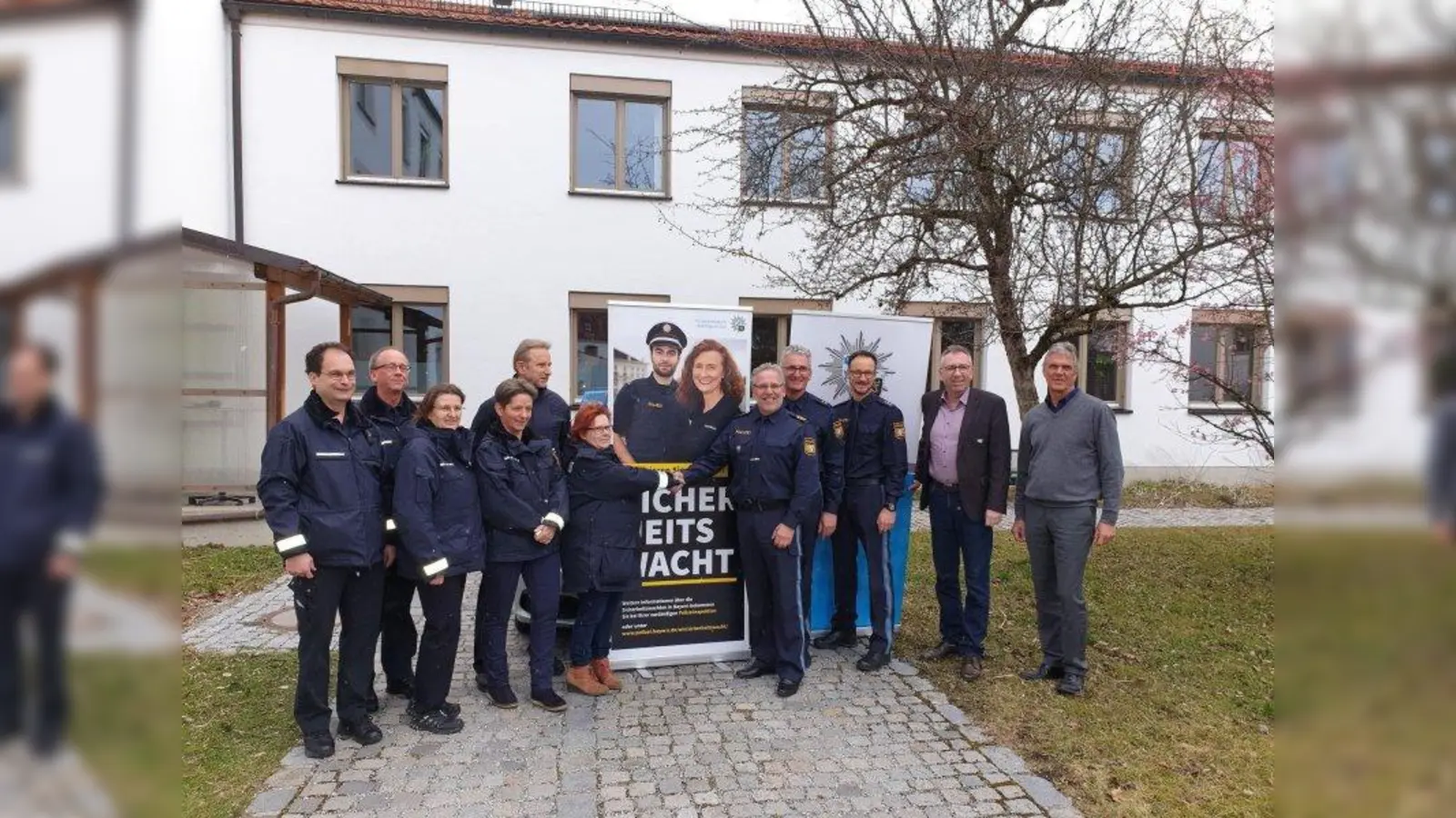 Die Angehörigen der Bayerischen Sicherheitswache in Weilheim mit Robert Kopp, Harald Bauer, Tobias Neuner, Markus Loth und Ordnungsamts-Chef Andreas Wunder (von links). (Foto: Polizei)