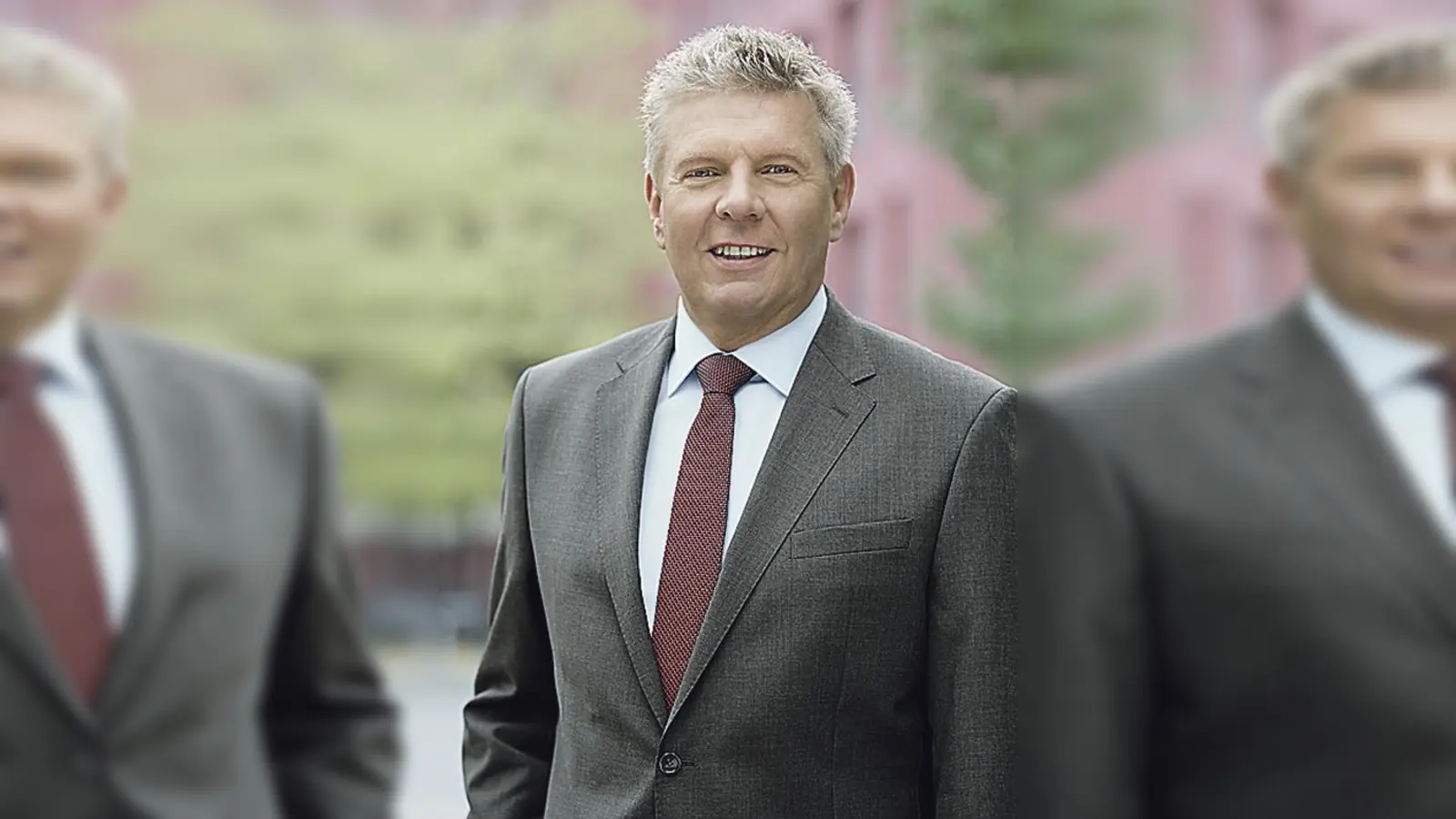 Zufrieden mit seiner ersten Bürgersprechstunde: OB Dieter Reiter. 	 (Foto: SPD)