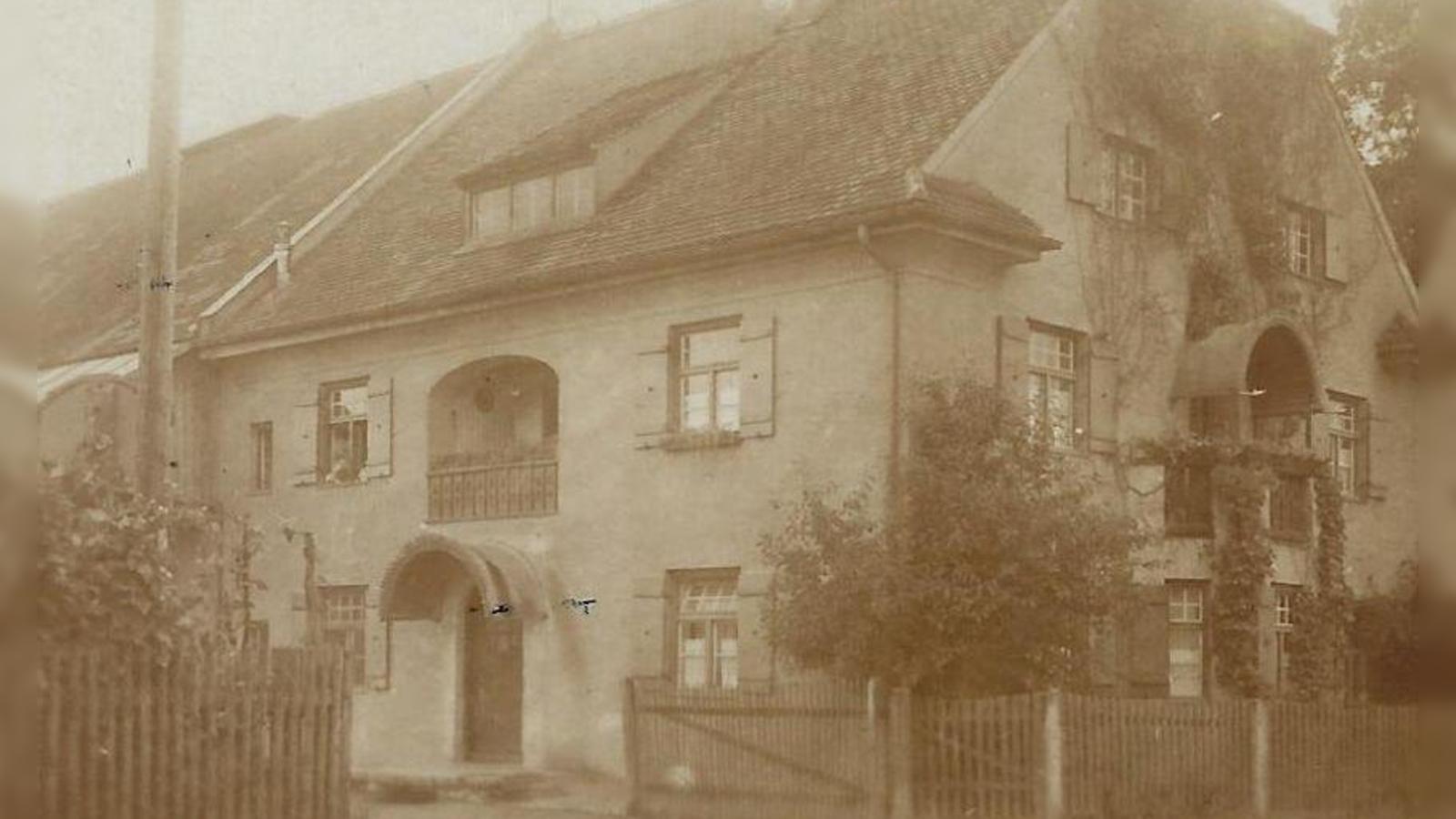 Zehn-Jahre-Erz-hlrunde-im-Hillebrandhof