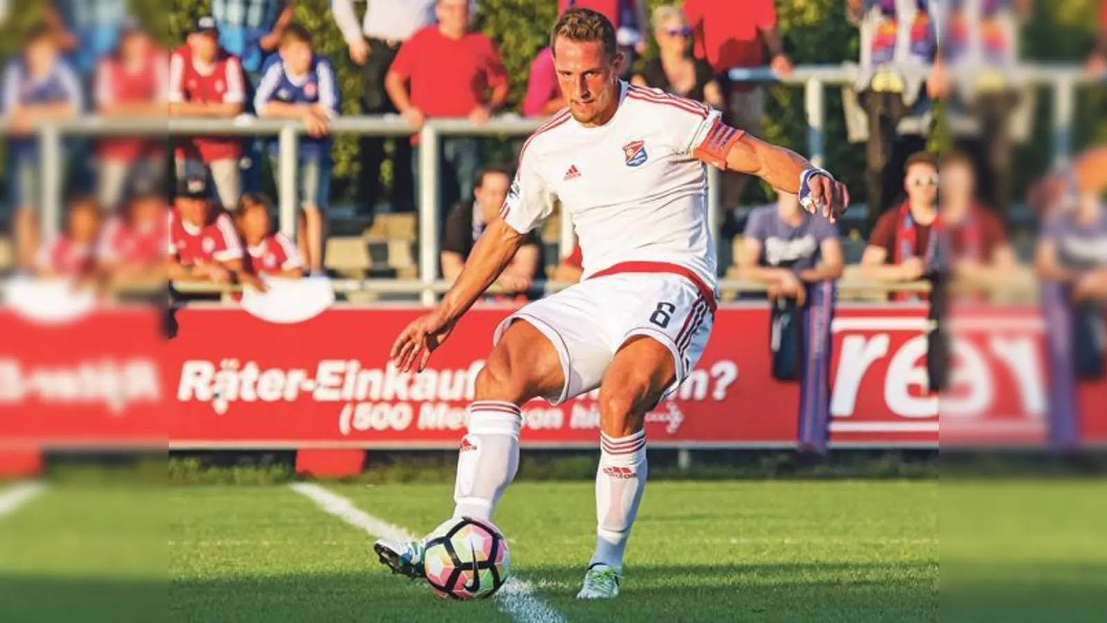 Ulrich Taffertshofer leitete mit einem Ballverlust kurz vor dem eigenen Strafraum das vorentscheidende 0:2 aus Unterhachinger Sicht ein.	 (Foto: Christian Riedel)