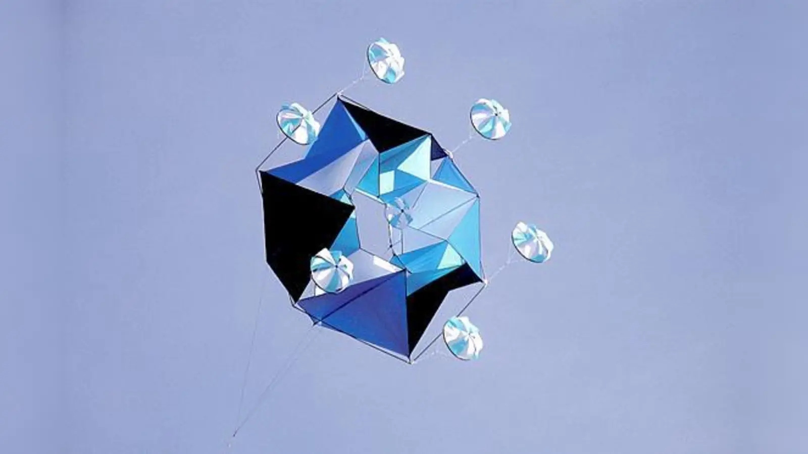 Auf dem Rodelhügel im Landschaftspark findet auch das Drachenfest statt.	 (Foto: VA)