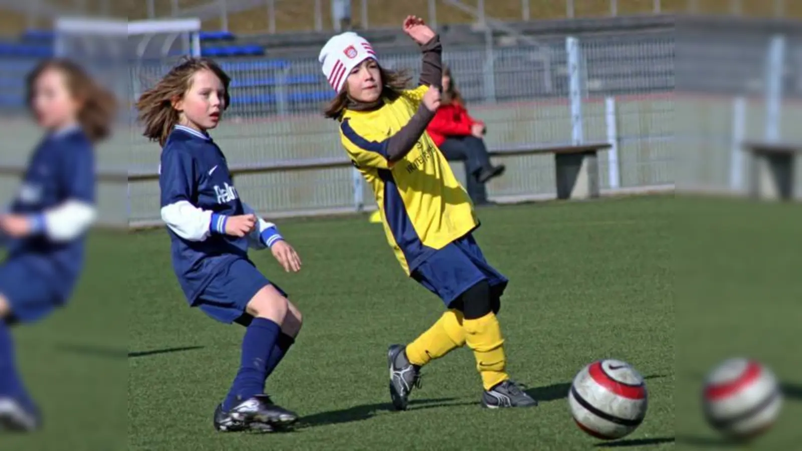 Fußballbegeisterte Mädchen werden beim TSV Poing dringend gebraucht.	 (Foto: Verein)