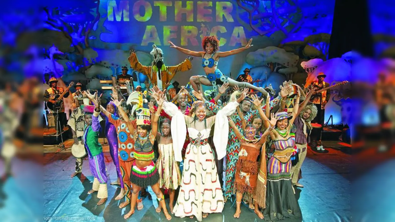 Rund vierzig Künstler aus Tansania, Äthiopien, Kenia, dem Sudan, Ägypten und Südafrika wirken bei „Mother Africa“ mit. (Foto: Veranstalter)