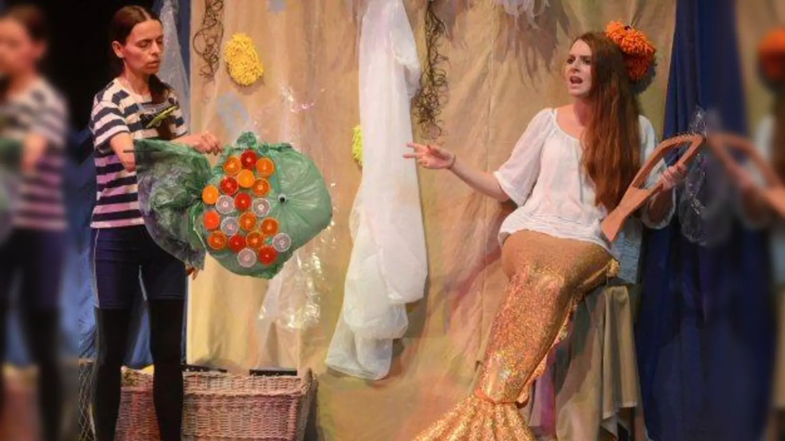 Das Theaterstück „Der Glitzerschuppenfisch” richtet sich an Kinder ab drei Jahren. (Foto: VA)