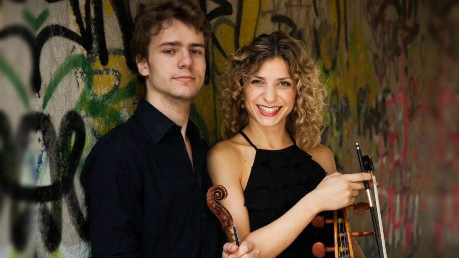 Die Geschwister Matthias und Maria Well haben sich der klassischen Musik verschrieben. (Foto: pi)