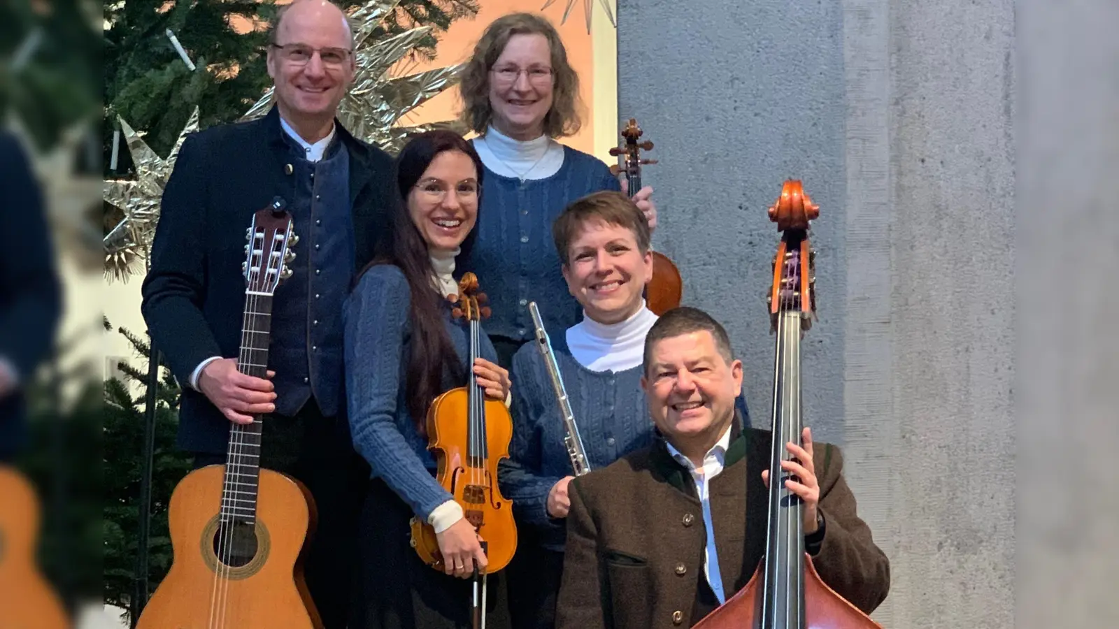 Die d`Salmdorfer Stubenmusi bringt ein abwechslungsreiches Programm mit. (Foto: d’Salmdorfer e.V.)