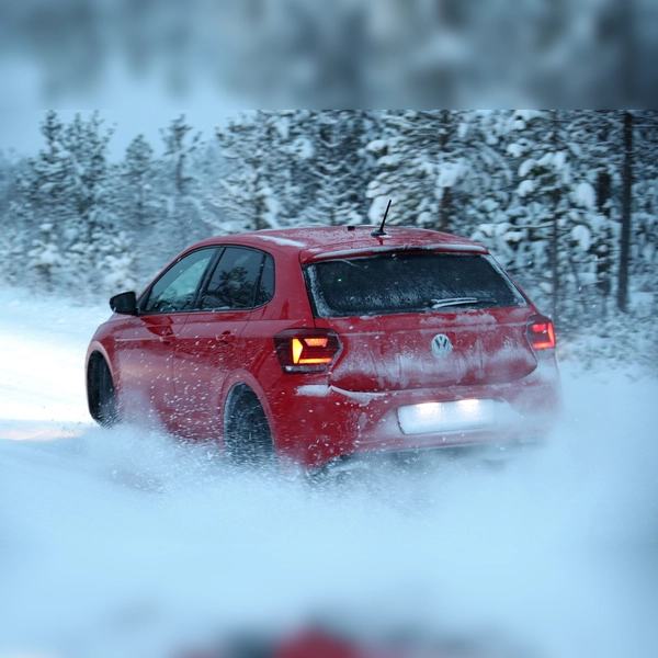 Der ADAC Südbayern rät Autofahrern, ihr Fahrverhalten unbedingt den winterlichen Straßenverhältnissen anzupassen und mehr Zeit einzuplanen.  (Foto: ADAC/ Wolfgang Grube)
