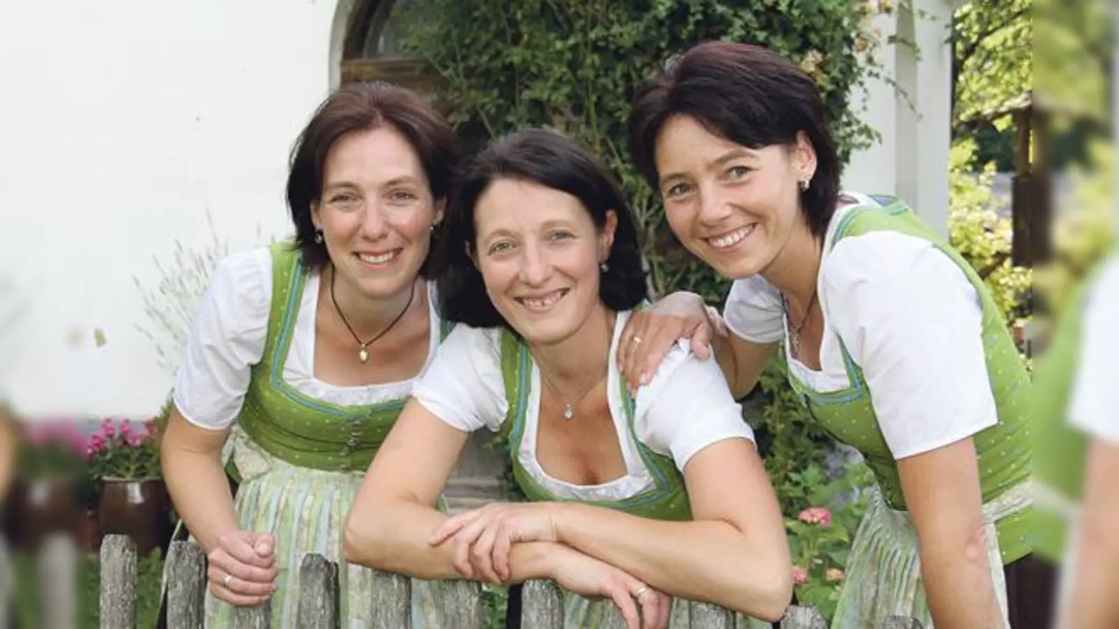 Die Echtler Sängerinnen Maria, Agnes und Kathi singen als Dreigesang seit 25 Jahren alpenländische Musik. 	 (Foto: VA)