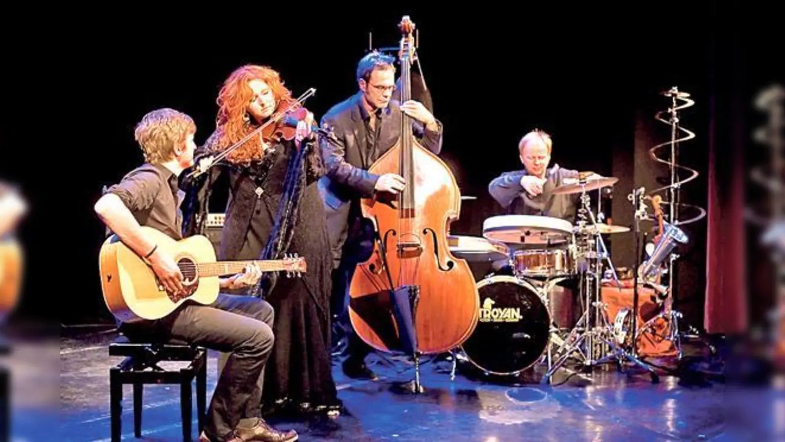 »Zaubergeigerin« Martina Eisenreich tritt mit ihrem Quartett im KWA Stift auf.	 (Foto: VA)