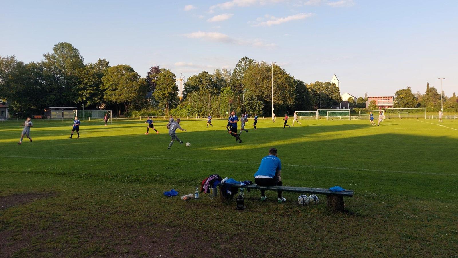 Mit-Geld-vom-Bund-Bezirkssportanlage-Westpreu-enstra-e-soll-saniert-werden