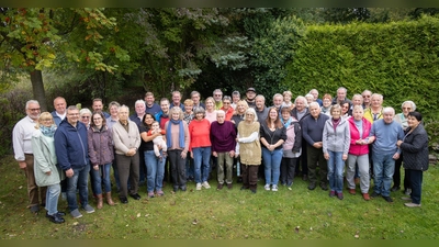 Das Abschlussfoto nach gelungenen drei Tagen Besuch Bärenstein zeigt die Planegger Reisenden und ihre Bärensteiner Gastgeber.  (Foto: Ronny Küttner)