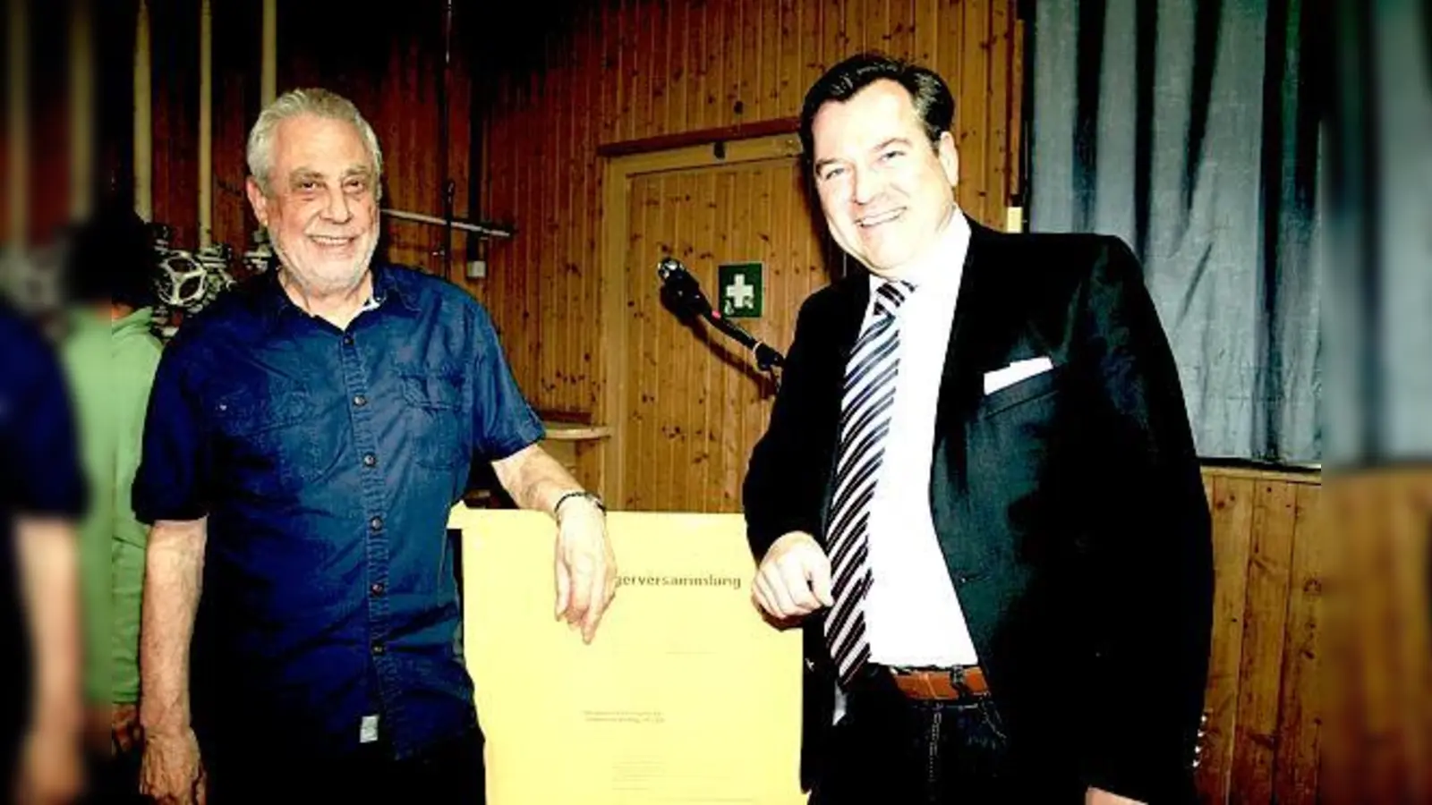 Die Grundschule an der Berg-am-Laim-Straße sei überfüllt, mahnte BA-Chef Josef Koch (links) gegenüber CSU-Stadtrat Josef Schmid.	 (Foto: js)