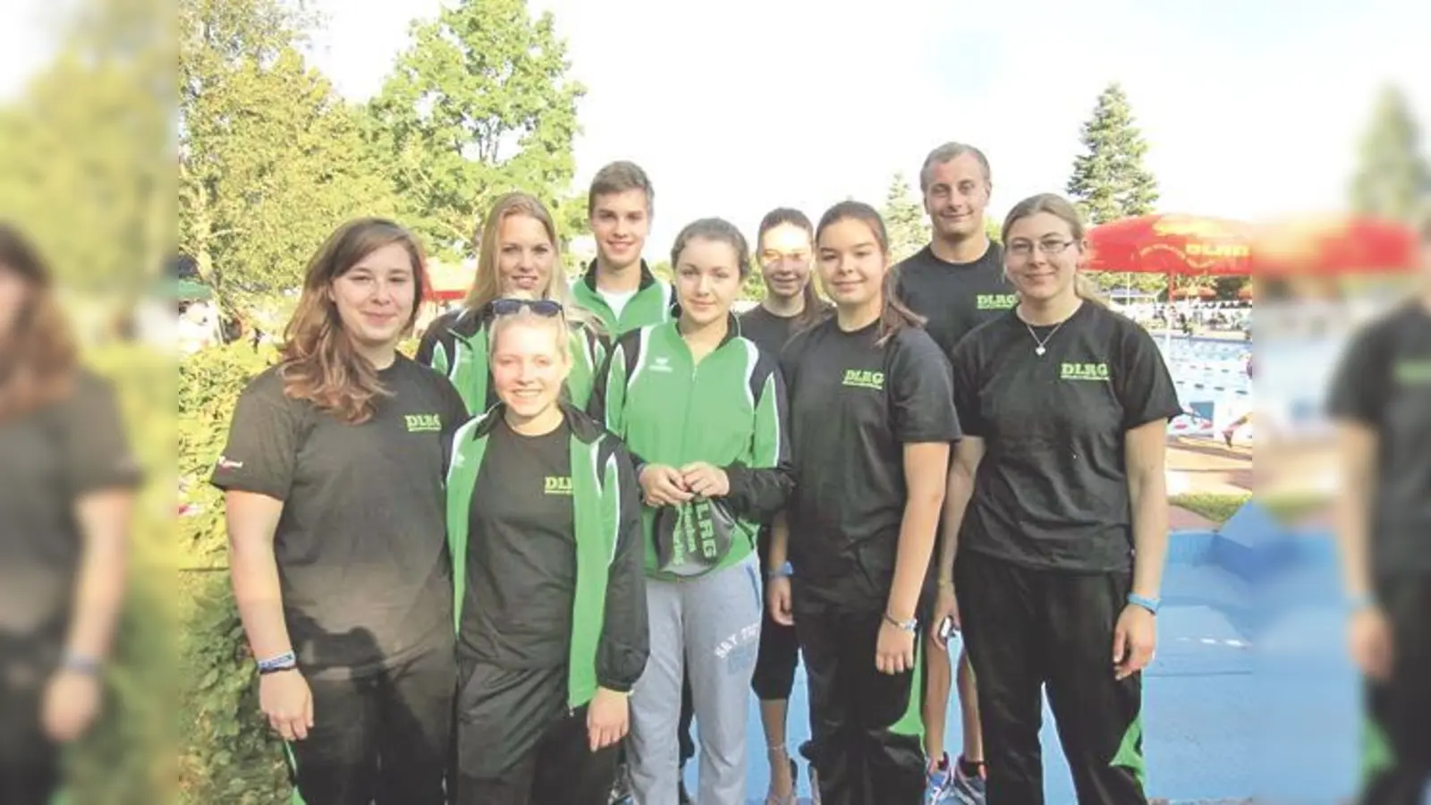Die Jugend der DLRG München-Oberföhring auf den Bayerischen Meisterschaften.	 (Foto: DLRG)