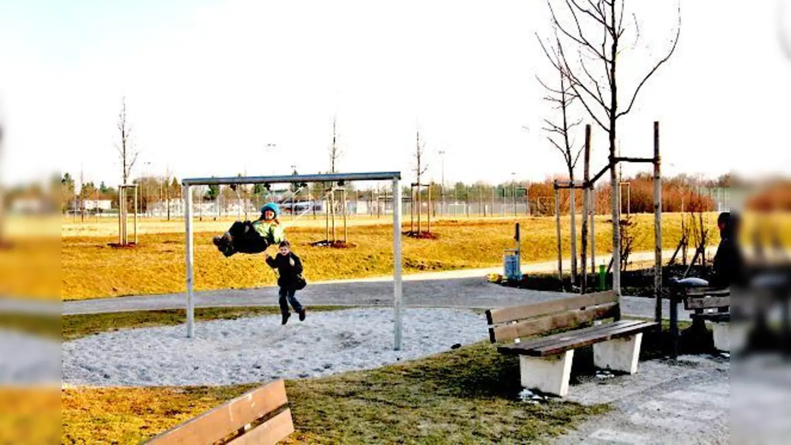 Das schöne Frühlingswetter und das bunte Naturtreiben lockt immer mehr an die frische Luft in den Riemer Park.	 (Foto: mst)