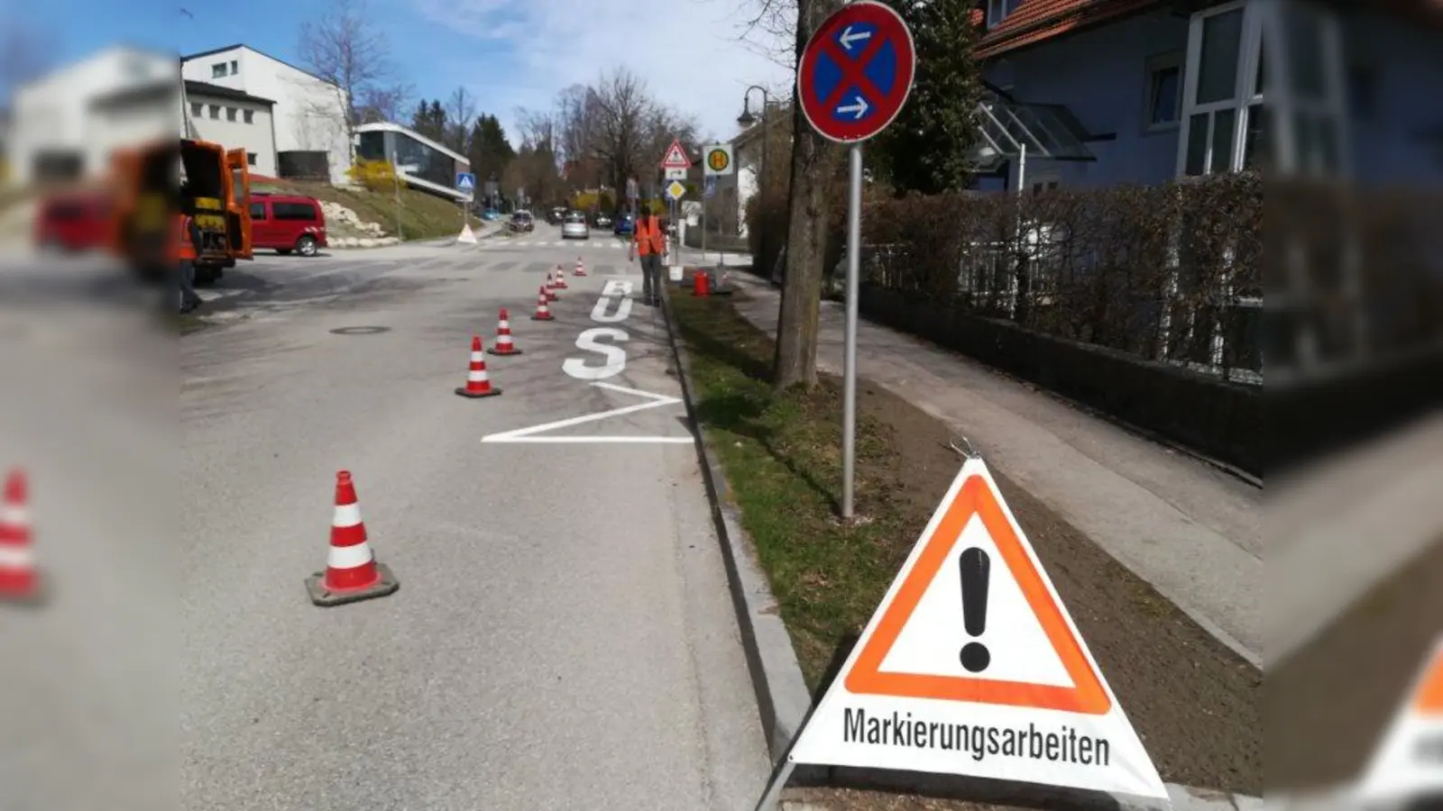 Eine neue Bushaltestelle in der Ferdinand-Maria-Straße soll den Schulweg für die Grund- und Mittelschüler sicherer und bequemer machen. (Foto: Stadt Starnberg)