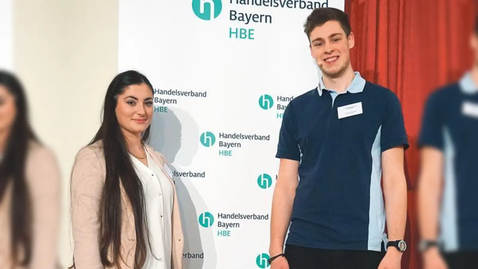Sonja Fanu und Joshua Düring nahmen für Erding am Junior Sales Contest in München teil.	 (Foto: VA)