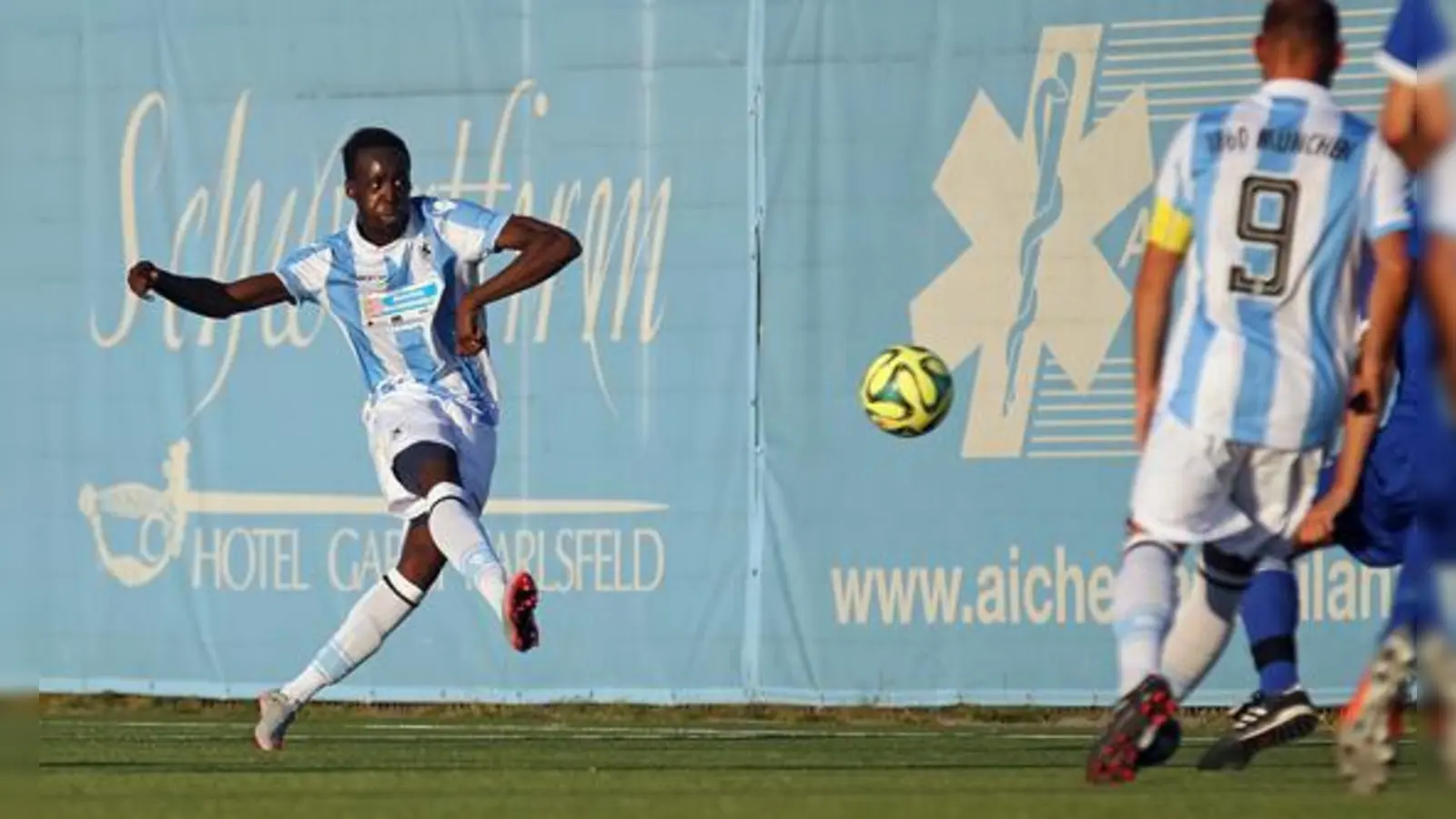 Torpremiere für die Amateur-Löwen in der Kreisliga: Ousmane Boubacar.  (Foto: A. Wild)