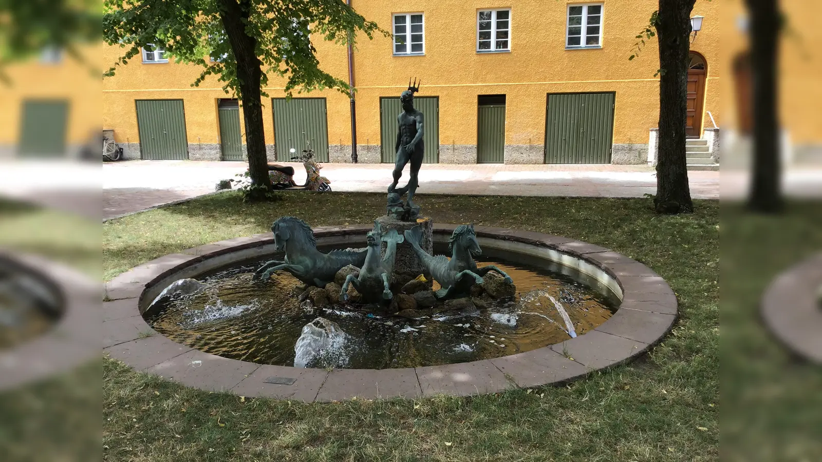 Um die Kunstwerke in den Gärten der Borstei geht es bei einer Führung am 14. Juni. (Foto: dm)