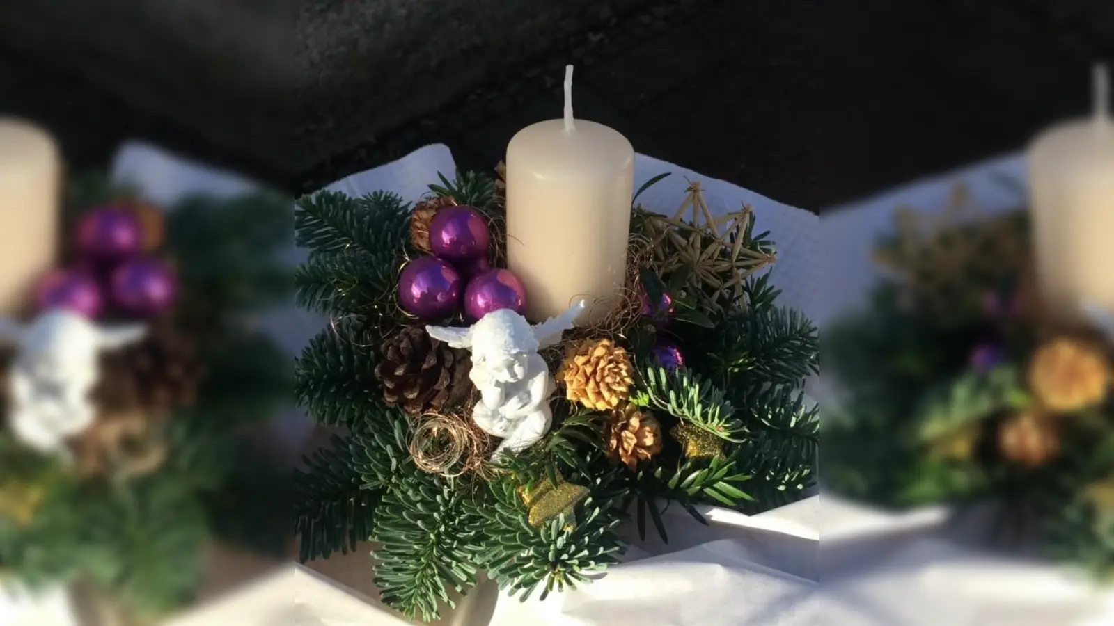 Stimmungsvoll wird es beim offenen Weihnachtsliedersingen im Guardini90. (Foto: Rose Bihler Shah)