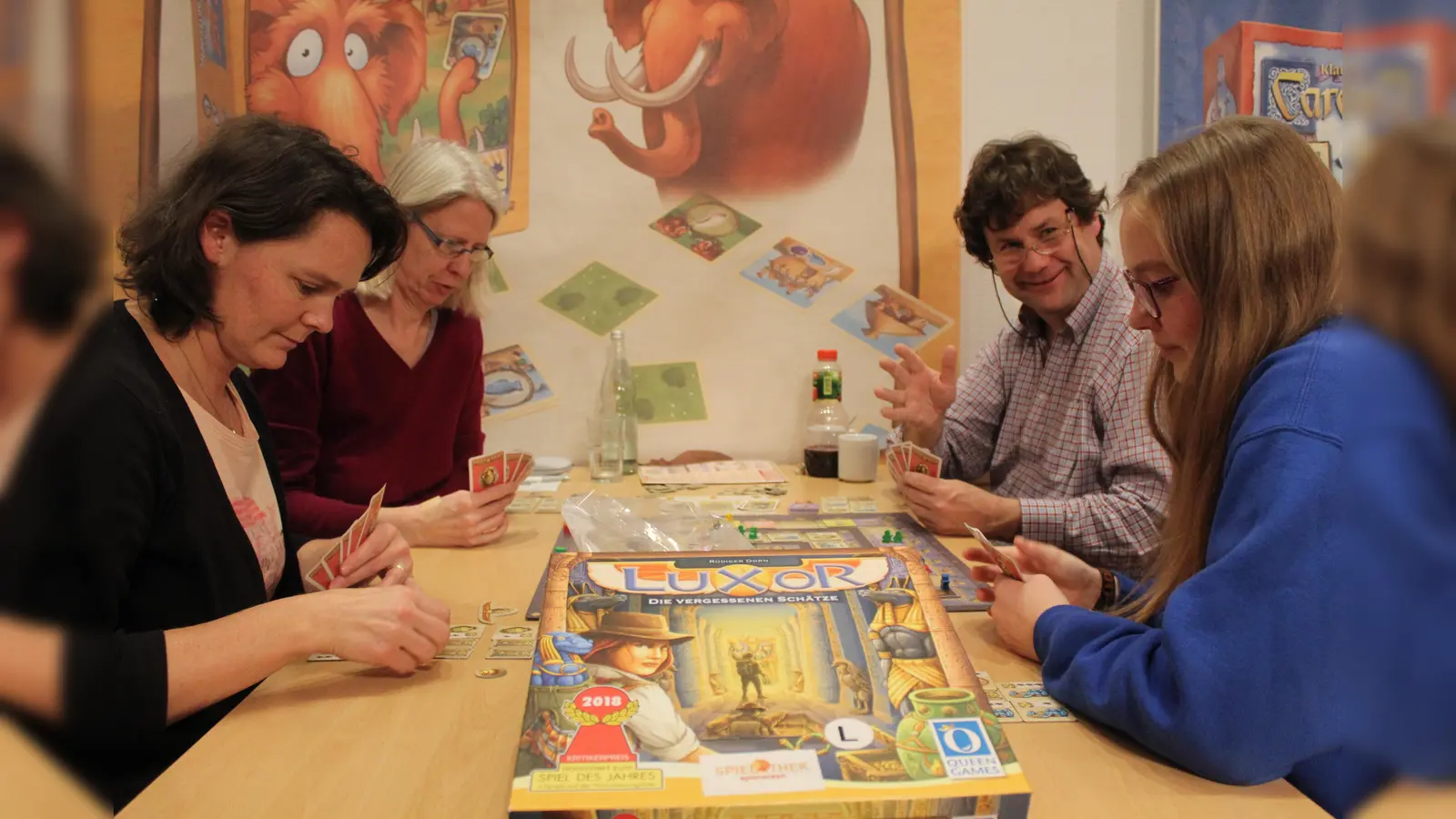 Spaß am Spiel, Freude an der Geselligkeit: Darum geht es bei den Karlsfelder Spieletagen. (Foto: Spieletreff Karlsfeld)