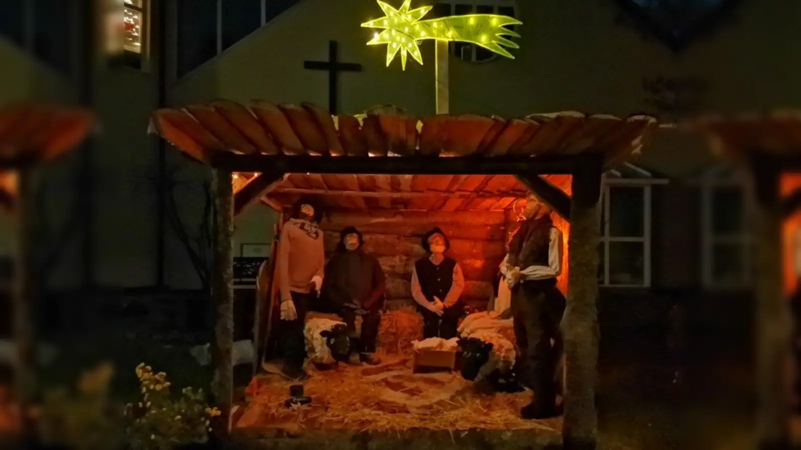 Bei Dunkelheit, wenn der Stern leuchtet, ist die Szene besonders schön anzusehen. (Foto: EFG)