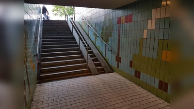 Am S-Bahnhof Heimstetten ist eine 14-Jährige Opfer einer Erpressung geworden. (Archivbild: bs)