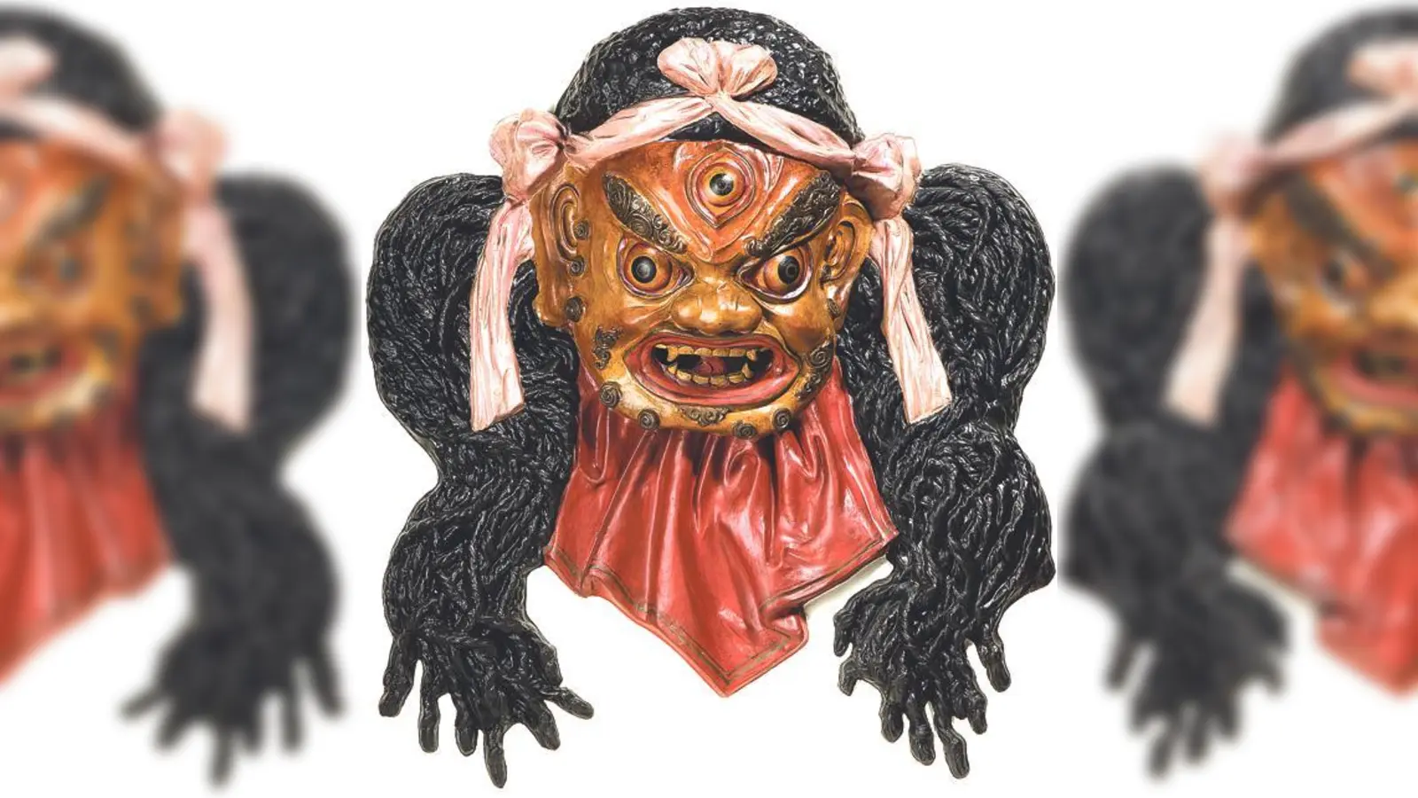 Die Exponate, hier eine tibetische Totenmaske, geben Einblick in eine völlig andere Kultur.                                                         (Foto: ©Museum Fünf Kontinente/M. Franke)