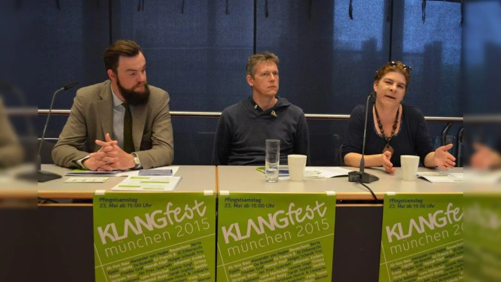 Standen Rede und Antwort (v.l.): Marc Gegenfurtner vom Münchner Kulturreferat, Daniel Dinkel, Labelratsprecher des Verbands unabhängiger Musikunternehmen Süd (VUT Süd), und Projektleiterin Petra Deka bei der Pressekonferenz zum Klangfest 2015. (Foto: eis)