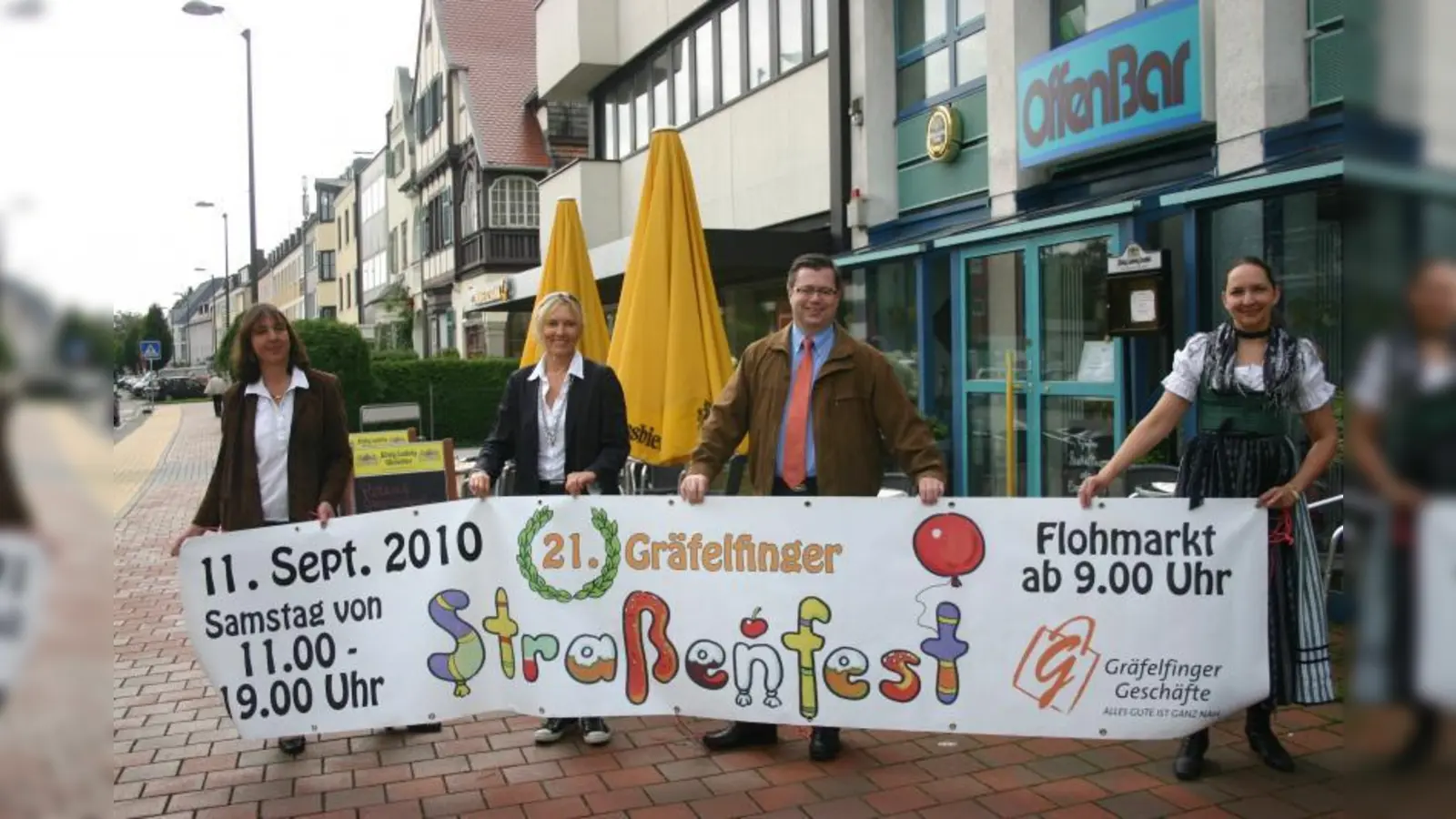 Der neue Vorstand der AGG mit (v.l.) Ute Sturm (Käse Sturm), Evi Grundl (Modehaus Grundl), Michael Blaudszun (Münchner Bank), Antje Langemann (Pschorrhof) und Peter Walger von Optik Walger (nicht auf dem Bild) hat sich viel vorgenommen. Erste Feuerprobe ist das Straßenfest am kommenden Samstag. (Foto: JK)