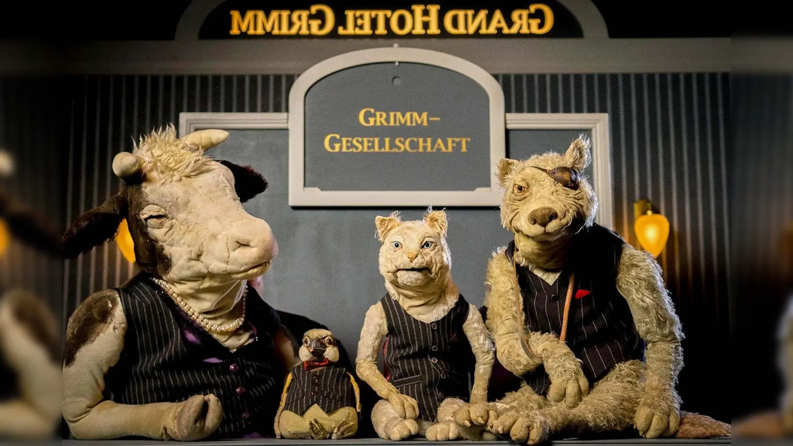 Im Grand Hotel Grimm wartet so manche Überraschung auf die Betreiber. (Foto: Theater Zitadelle)