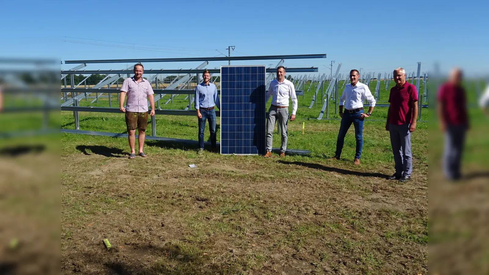 Sebastian Föstl, Manuel Herzog, Markus Scheungrab, Michael Stolze und Walter Brilmayer (v.l.n.r.) beim "Spatenstich".  (Foto: EBERwerk)