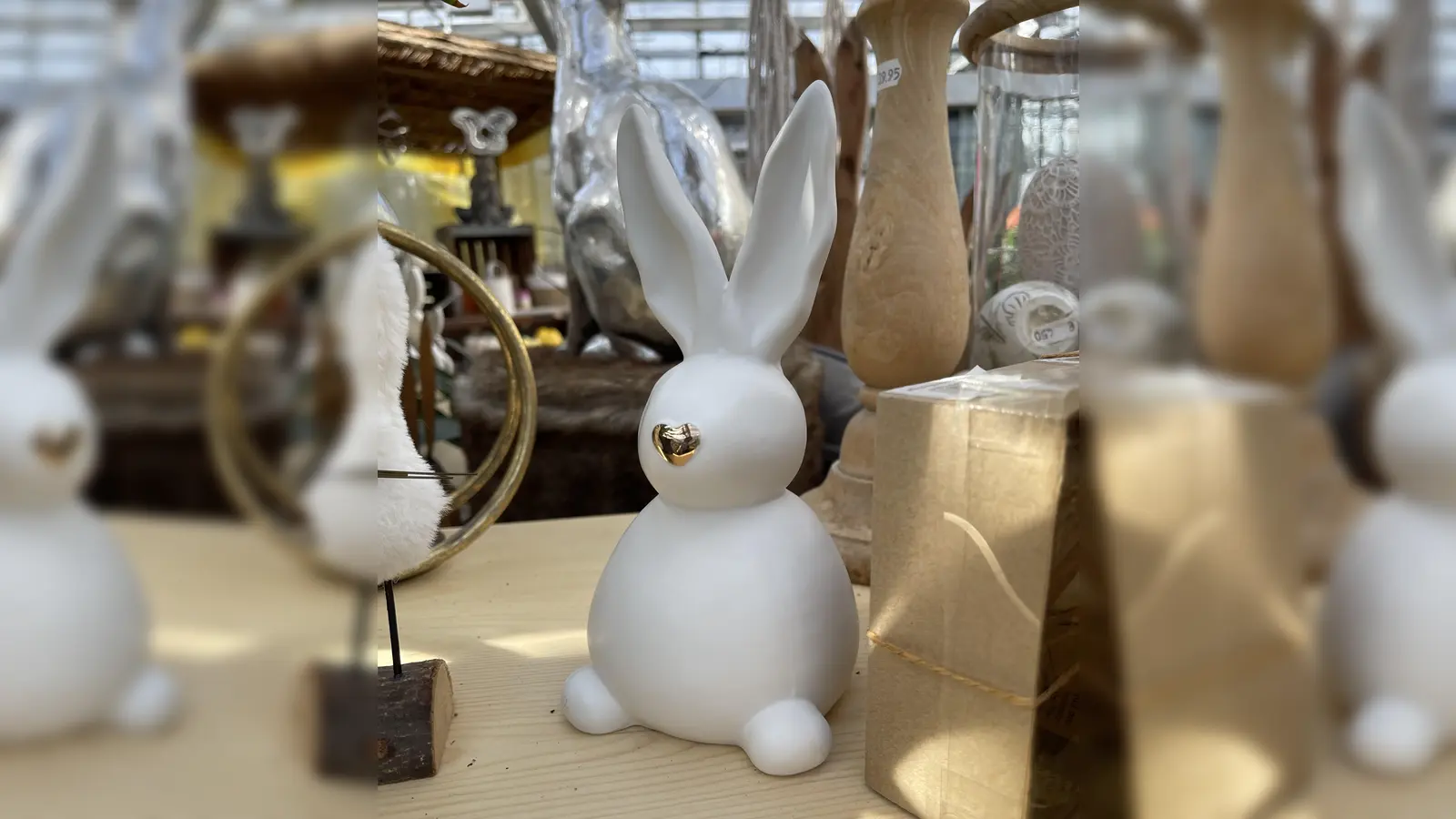 Der Osterhase kommt am Ostermontag in der Ortspark von Unterhaching. (Foto: hw)