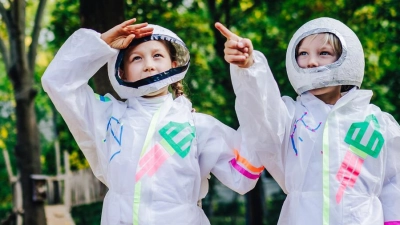 Abenteuer Weltall: Bundesweit können Kinder beim „Tag der kleinen Forscher” mitmachen. (Foto: Christoph Wehrer/Stiftung Haus der kleinen Forscher)