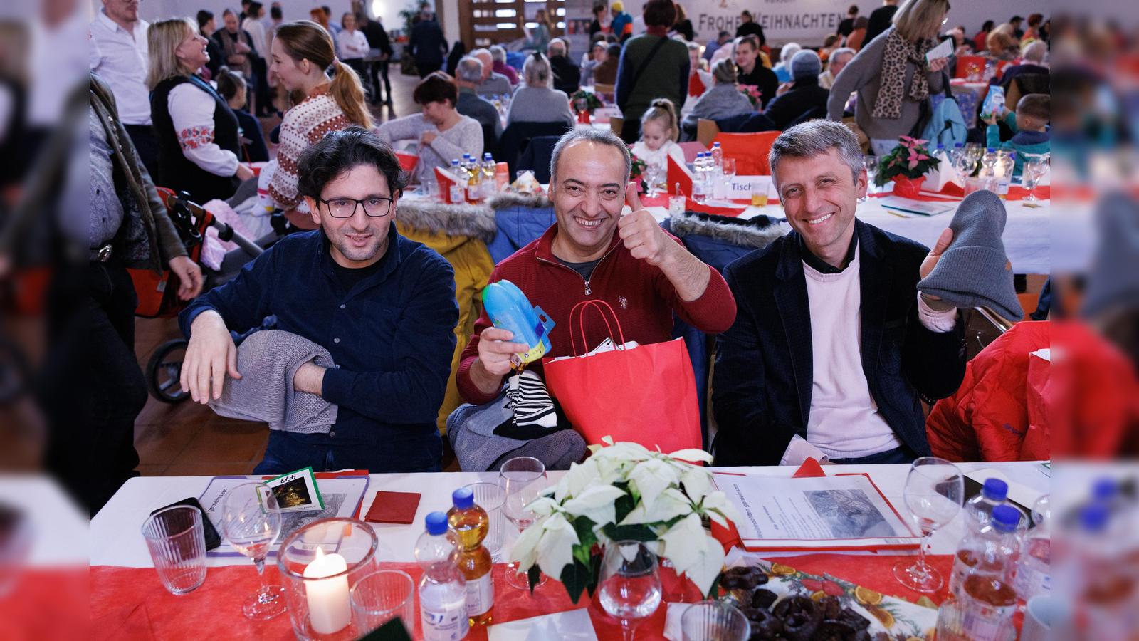 Helfer-gesucht-Sant-Egidio-feiert-Weihnachtsmahl-mit-Bed-rftigen