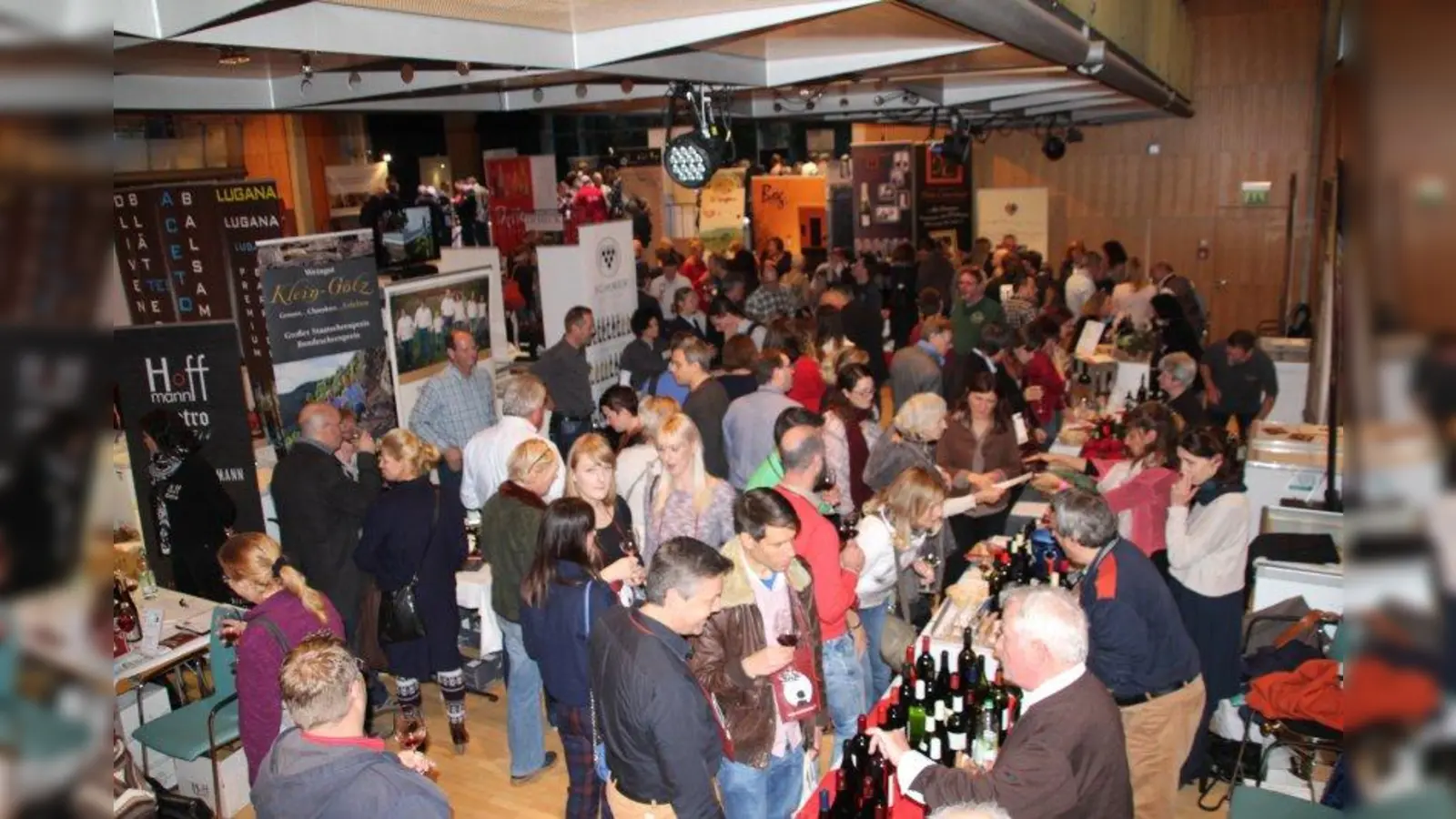 Ein echter Magnet: Die &amp;quot;Vinessio Weinmesse&amp;quot; in der Schlossberghalle. (Foto: assessio GmbH)