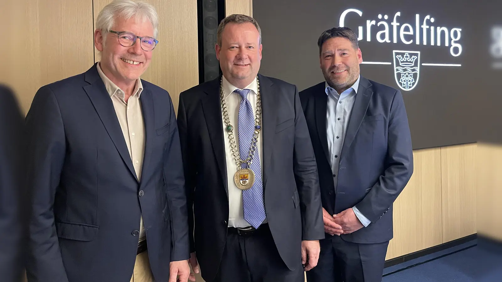 Die Gräfelfinger Bürgermeister Mathias Pollok, Peter Köstler und Thomas Heidenreich (von links). (Foto: Gem)