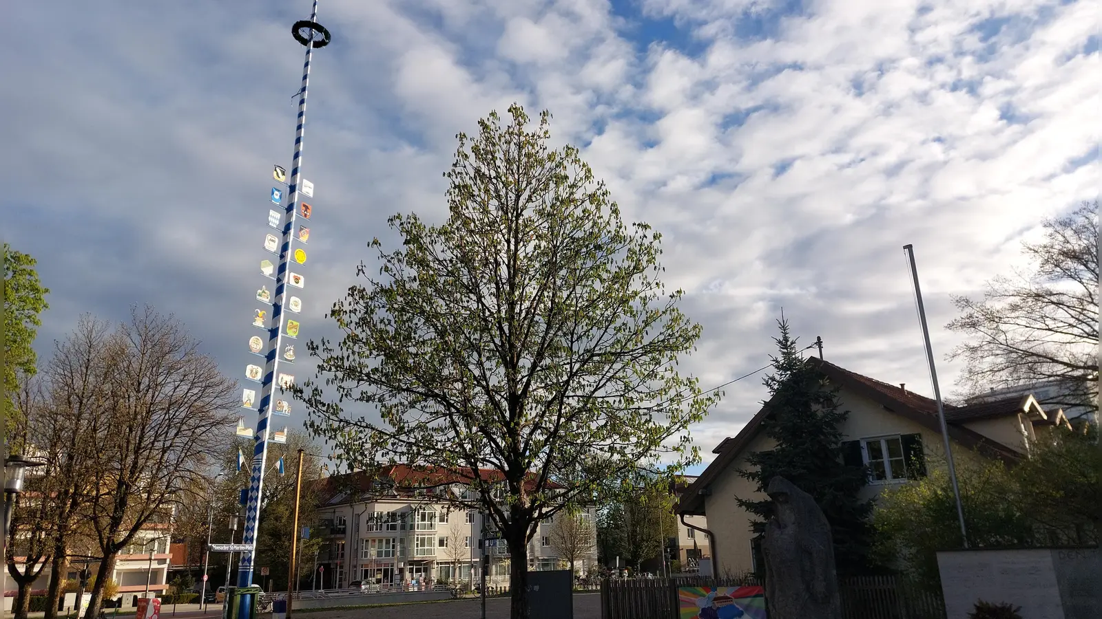 Ein Thema wird die geplante Umgestaltung des Moosacher St.-Martins-Platzes sein. (Foto: bas)