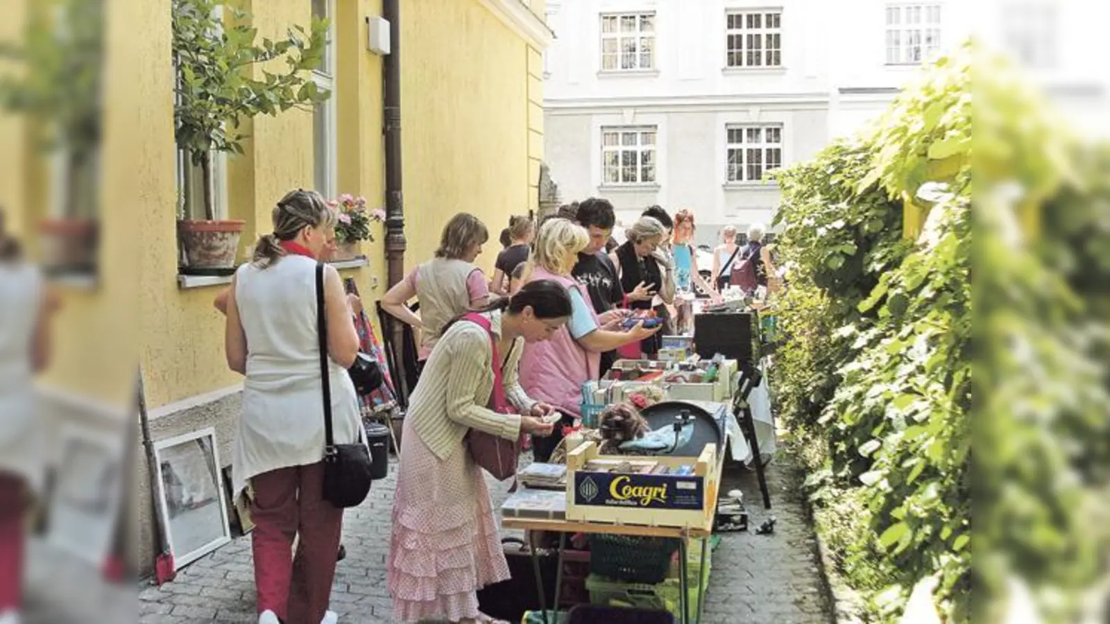 Was einst klein in Schwabing begann, hat sich rasant verbreitet. Demnächst laden die Stadtteile Gern, Untermenzing, das Olympiadorf, Moosach, Obermenzing, Nymphenburg und Allach in ihre Hinterhöfe ein. 	 (Foto: Nachbarschaft Schwabing)