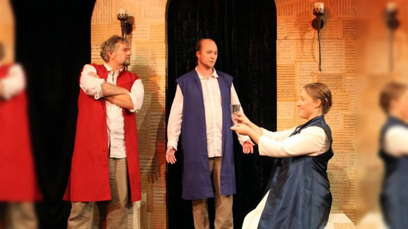 Von links nach rechts: Michael Braun als Tannhäuser, Philipp Gaiser als Wolfram von Eschenbach und Madlen Lamm als Elisabeth.	 (Foto: Silke Schmidt)