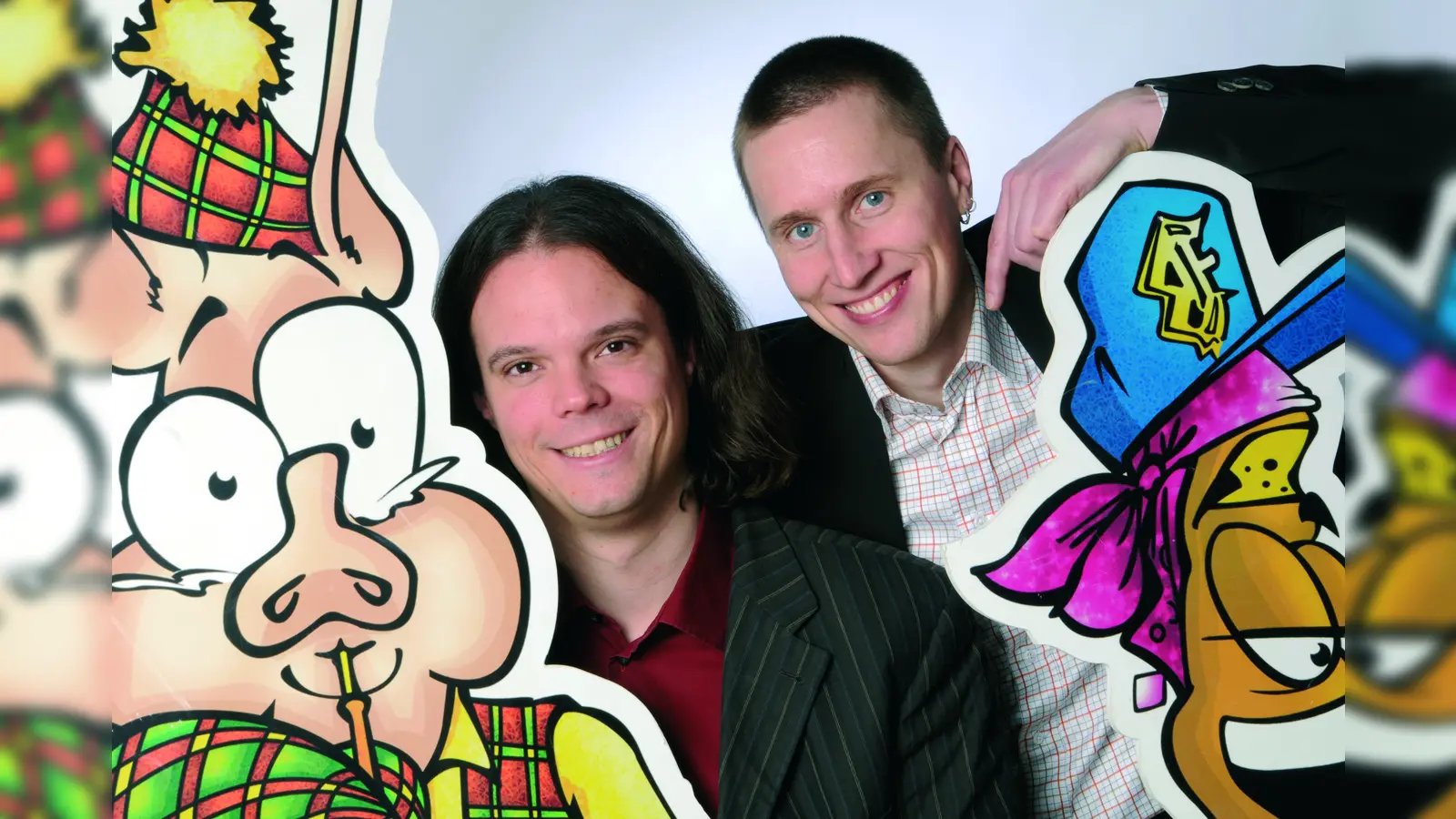 Häfft-Gründer Andy Reiter &amp; Stefan Klingberg gratulieren zusammen mit Brot &amp; Schwein zum Jubiläum! (Foto: Häfft)