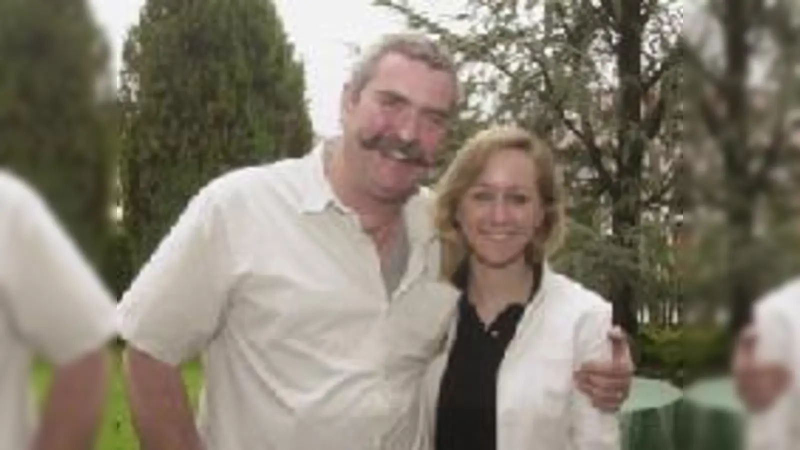 Ein Bild fürs Familienalbum: Andrea Klement und ihr Geburtshelfer Gerhard Simmel.  (Foto: Privat)