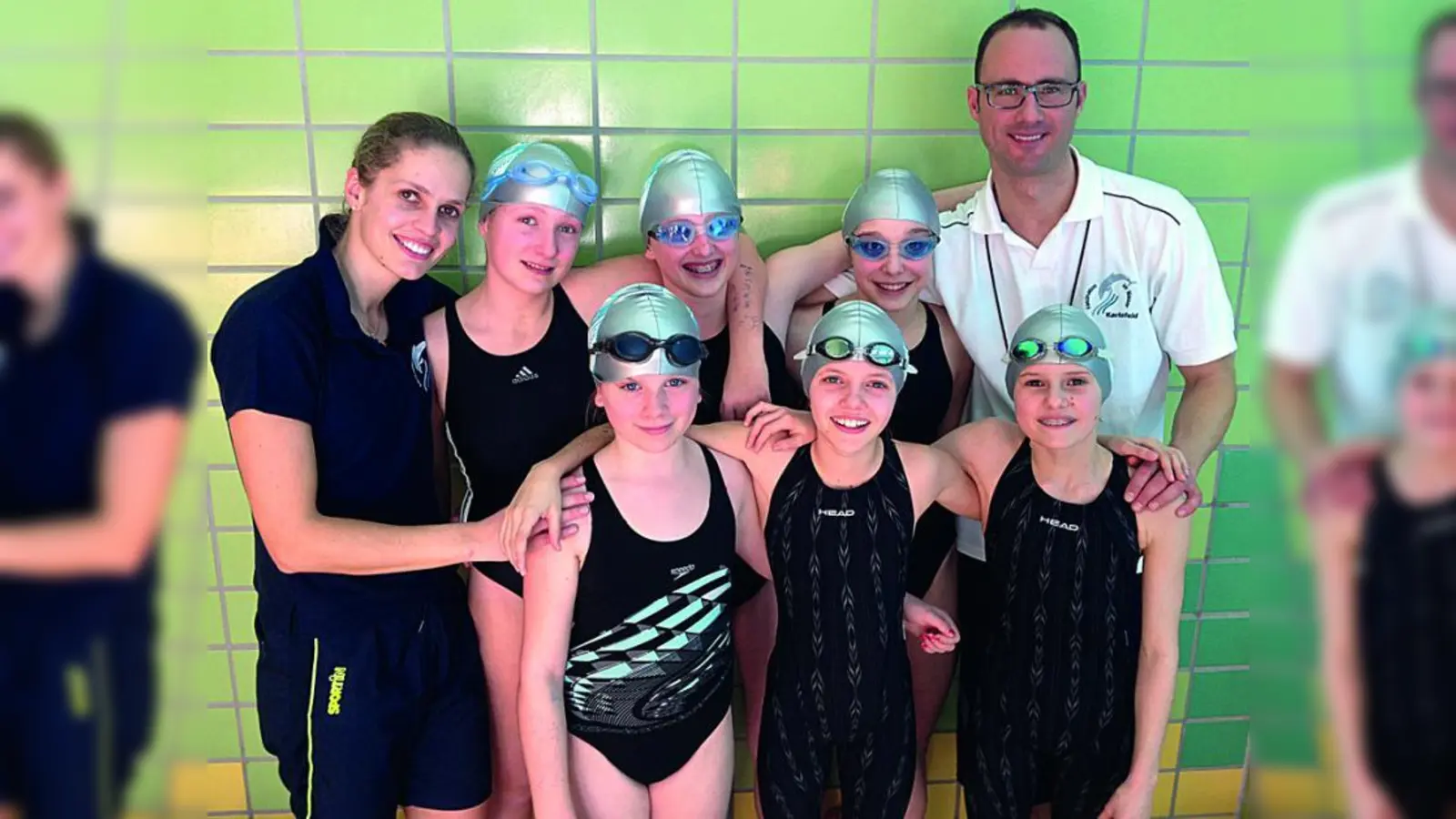 Belohnung für exzellente Nachwuchsförderung: Die siegreichen TSV-Mädchen mit ihren Coaches<br>(hinten v.l.: Claudia Schneider, Tanja Wagner, Vanessa Stemmer, Andrea Kovac, Thorsten Herrmann; vorne v.l.: Magdalena Heizenreder, Hannah Winzer, Miriam Zanklmaier). (Foto: pi)