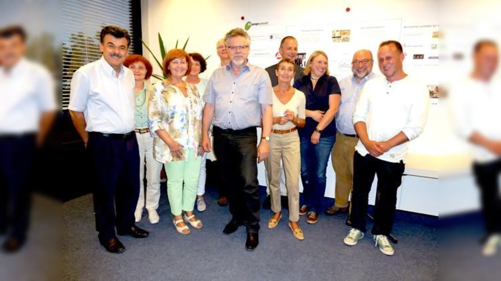 Cumali Naz, Helga Kirchner, Hiltrud Broschei, Antonia Patzak, Wolfgang Läpke, Kurt Damaschke, Isolde Zins, Gereon Kugler, Sigrid Möbs und Arbeit Michael Sturm und Markus Bloch.	 (Foto: privat)