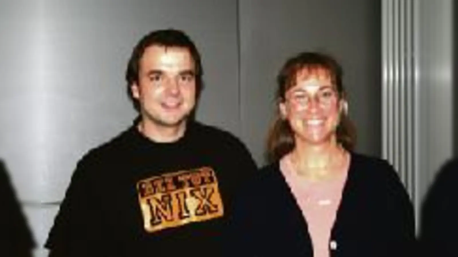 Martin Rütter und seine Kollegin Marita Schwägerl helfen künftig bayerischen Hundefreunden bei kleinen und großen Problemen. 	 (Foto: pul)