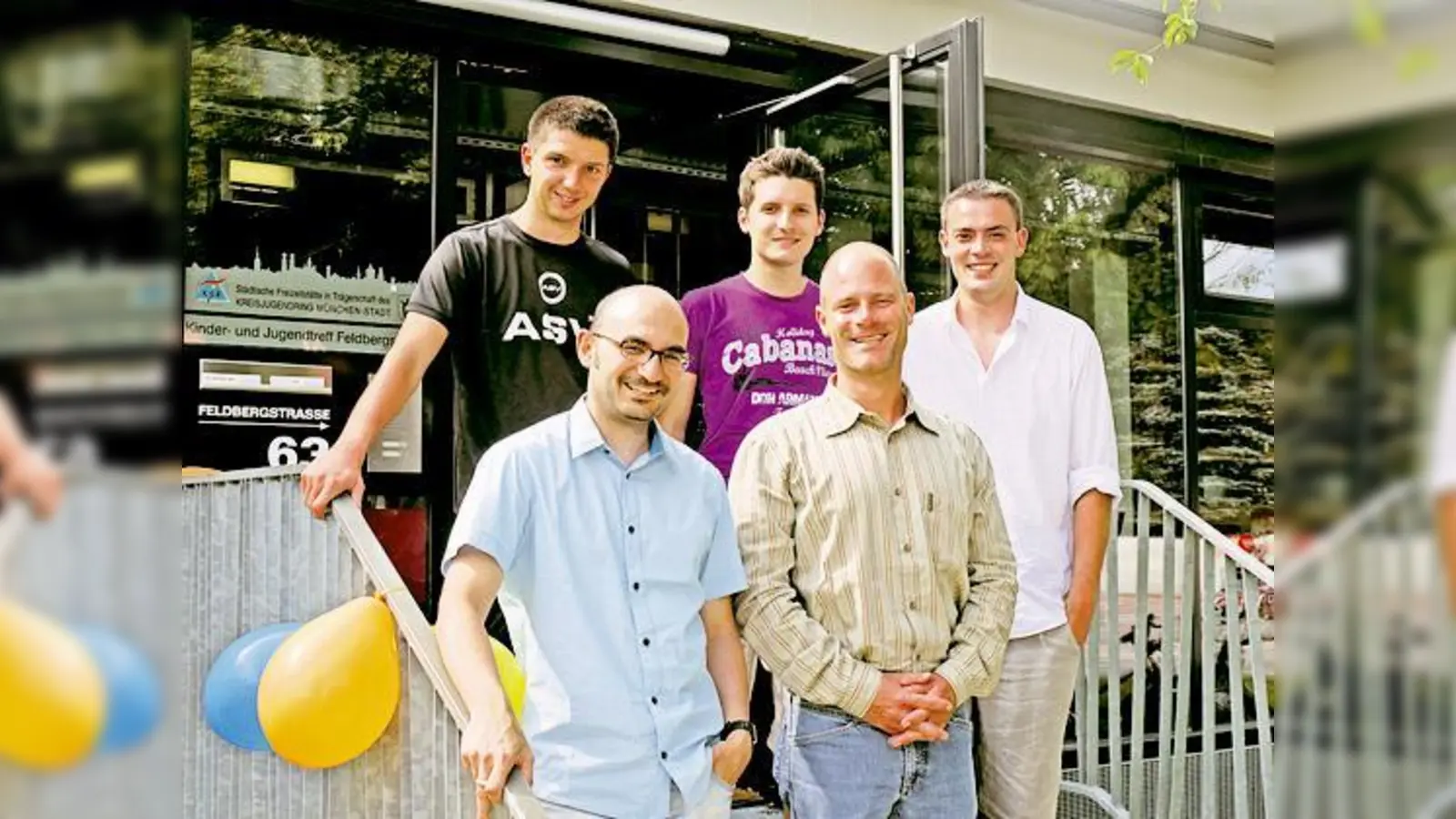 Das frei.raum-Team (v. l.): Praktikant Robin Weins, Alexander Ostermeier, Erzieher, Praktikant Christian Scholtysik, Leiter Christian Lorenz sowie Michael Jaschkowitz, pädagogischer Mitarbeiter.	 (Foto: Kohnke)