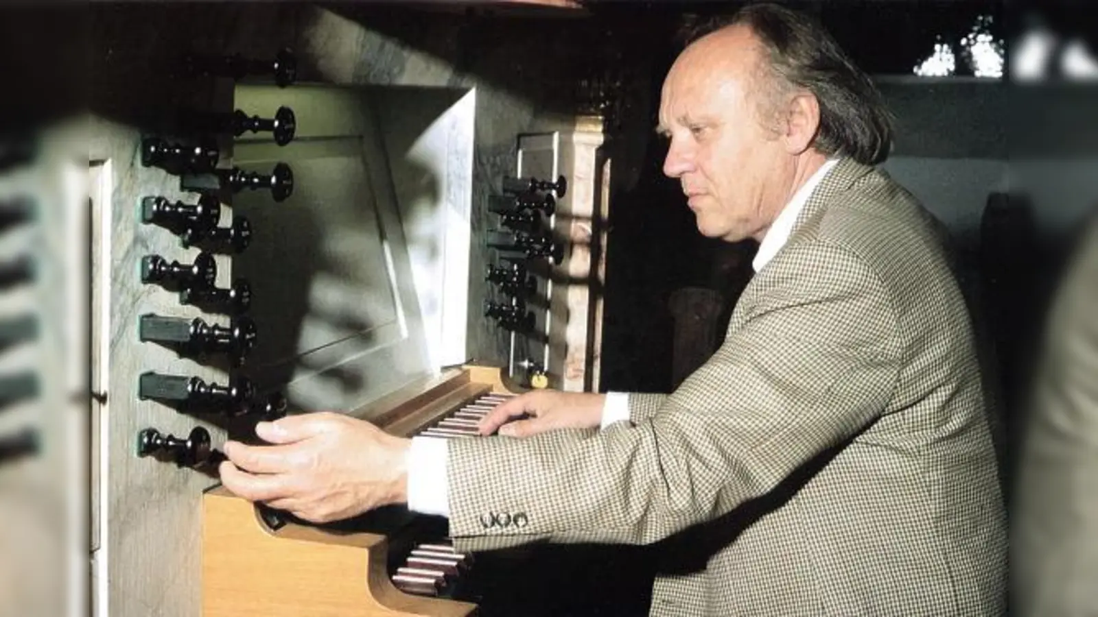 Franz Lörch spielt in der Kreuzkirche das Historische Bachprogramm Mendelssohns.	 (Foto: VA)