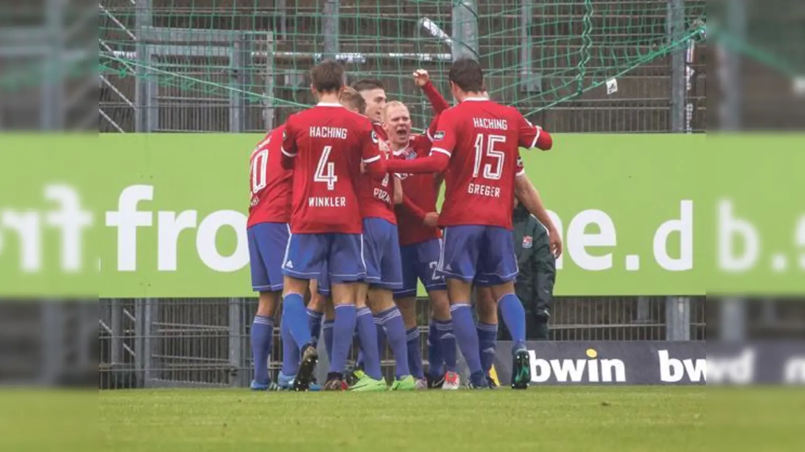 Haching drehte das Spiel sprichwörtlich in der allerletzten Sekunde.	 (Foto: Christian Riedel)