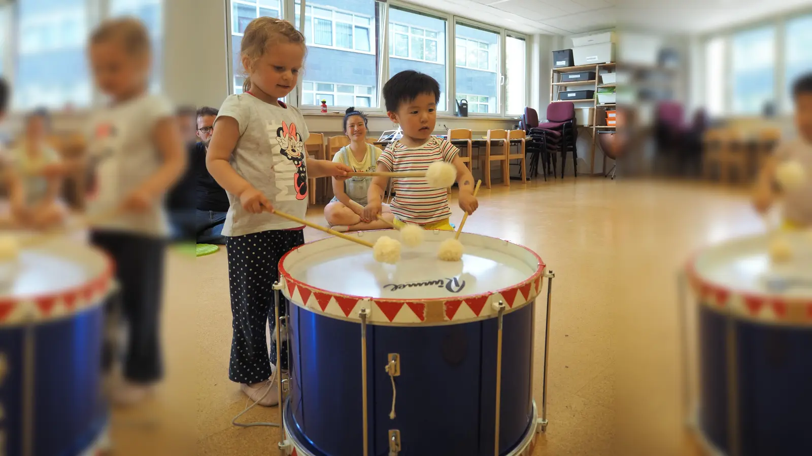 Die ersten musikalischen Schritte können die Kleinen beim Küken-Kurs absolvieren. (Foto: RTM)