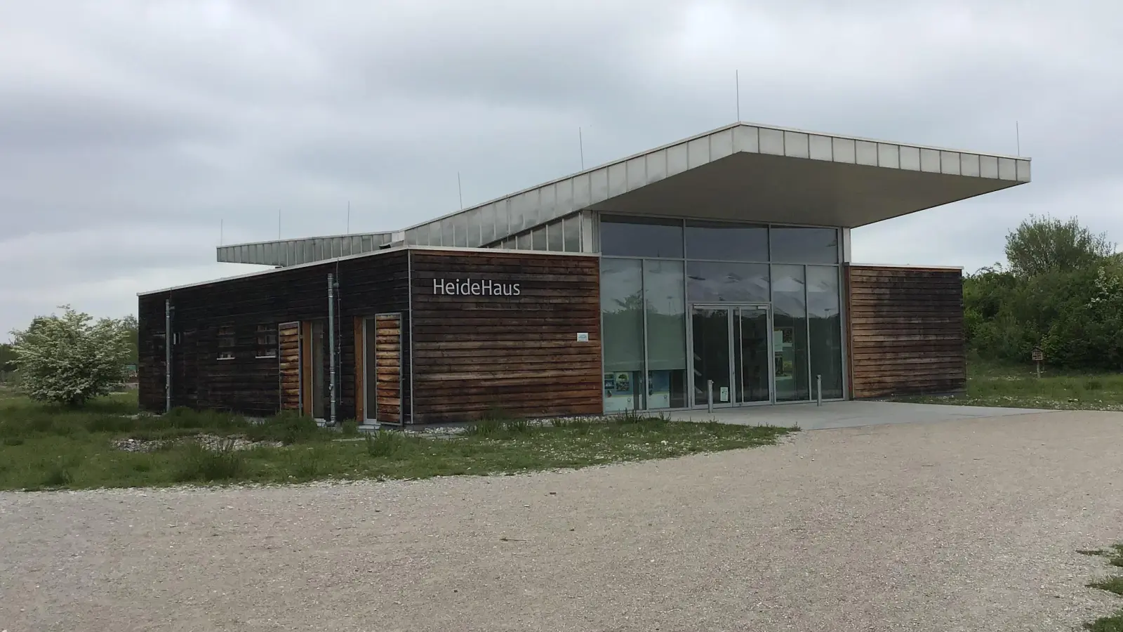 Im Heidehaus gibt es eine interessante neue Dauerausstellung zu sehen. Sie zeigt anschaulich und interaktiv das Zusammenleben in der Heide.  (Foto: Daniel Mielcarek)