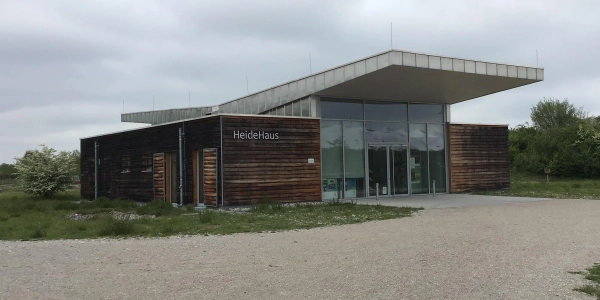 Treffpunkt ist um 14 Uhr am HeideHaus. (Archivbild: dm)